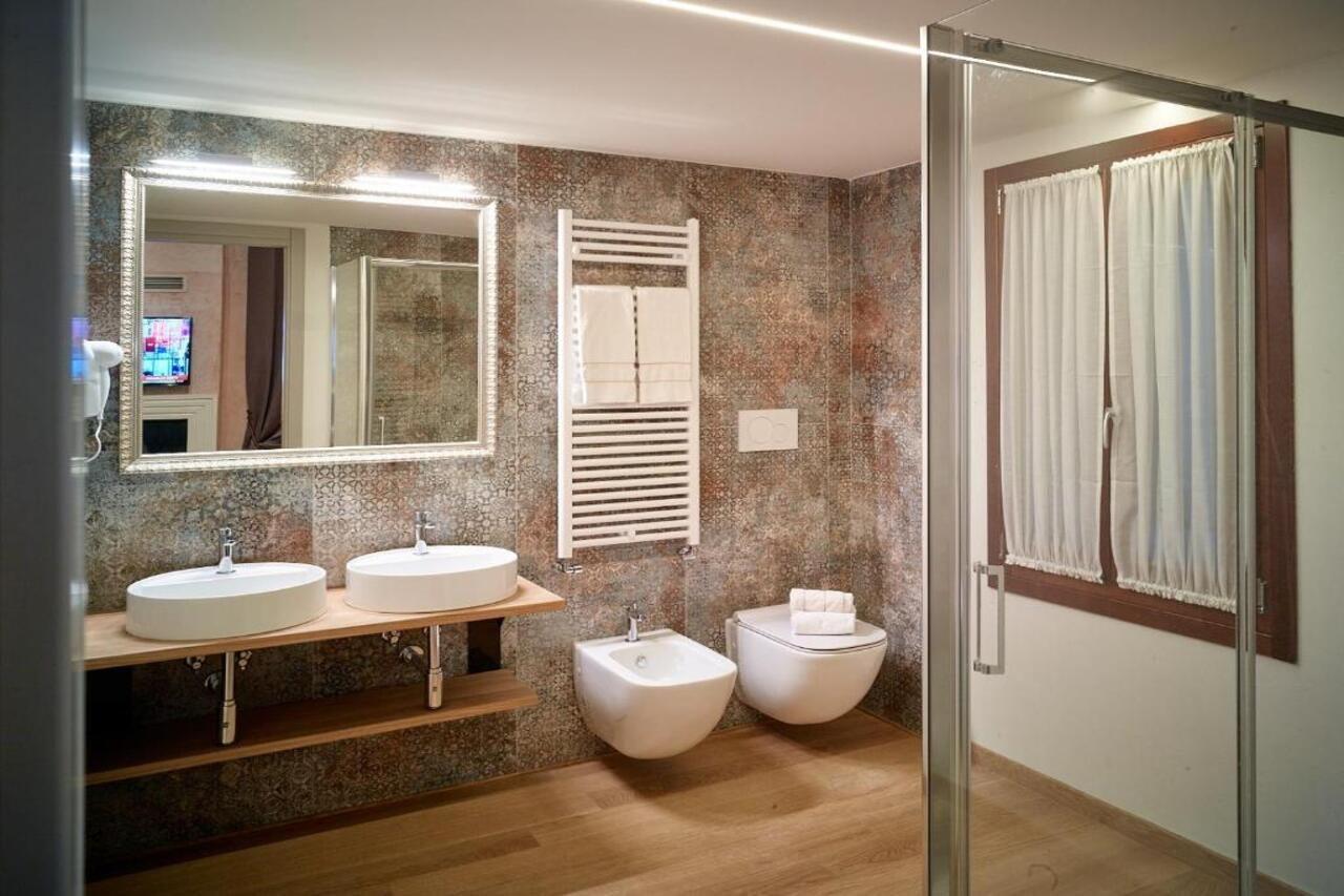 Ca' Dei Proverbi Suites - Wenice Deep Culture Venice Exterior photo